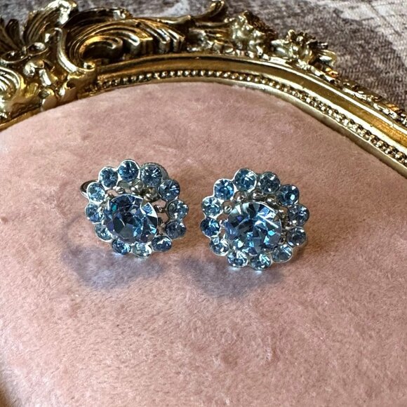 Vintage Jewelry - Vintage Screw Back Earrings With Light Blue Rhinestone Floral Design Mid-Century